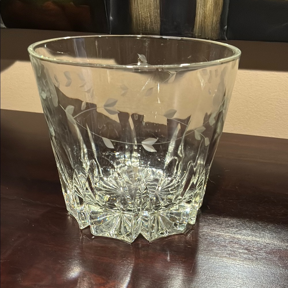 Elegant Clear Glass Tumbler